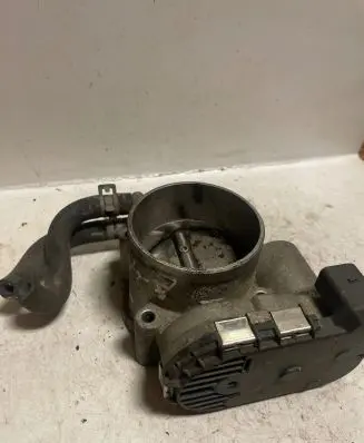 Audi A8 S8 D2 4D Throttle valve 078133062B 0280750030