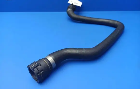 BMW 7 E65 E66 Engine coolant pipe/hose 8384912 11388318 6112838491209