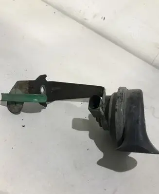 Volkswagen PASSAT B6 Horn signal 3C0951223