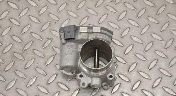 Land Rover Range Rover Velar Throttle valve G4D39F991AA