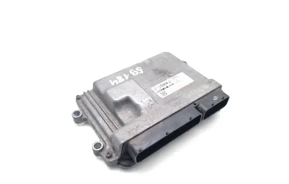 Mazda 6 Engine control unit/module SH4J18881E 275700-5667