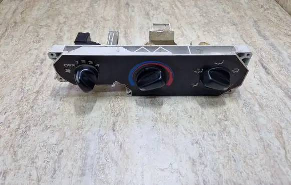 Honda HR-V Climate control unit H2405
