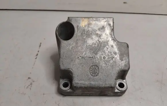Dodge Challenger Engine mounting bracket 04726017AB