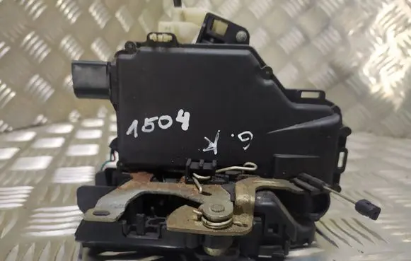 Seat Toledo II (1M) Rear door lock PA66GF30