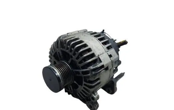 Skoda Octavia Mk2 (1Z) Generator/alternator 03C903023C