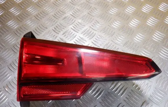 Audi A4 S4 B9 Tailgate rear/tail lights 8W5945075