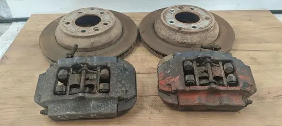 Volkswagen Touareg I Brake discs and calipers set
