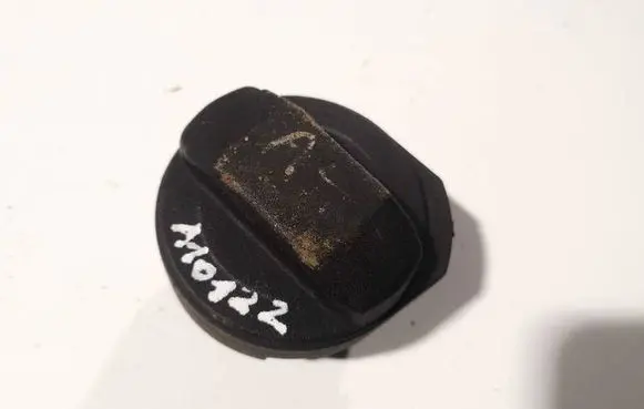 Audi A4 S4 B5 8D Fuel tank filler cap 1j0201553c