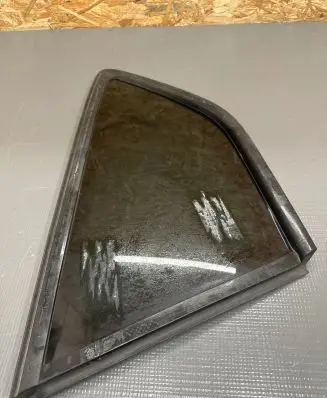 Ford Kuga II Rear side window 43R001604