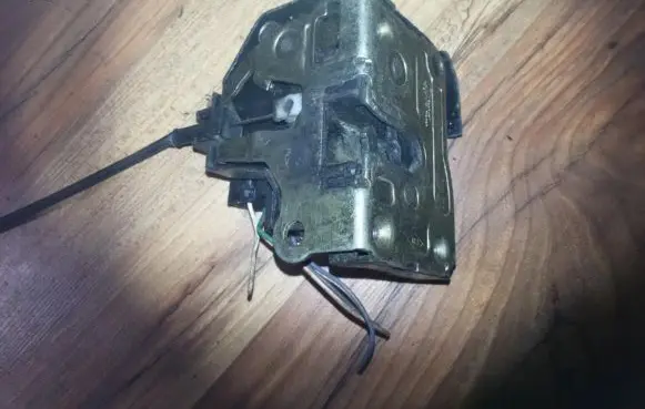 Renault Scenic I Front door lock