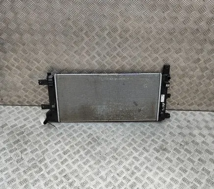 Nissan Leaf II (ZE1) Coolant radiator 214105SH0A