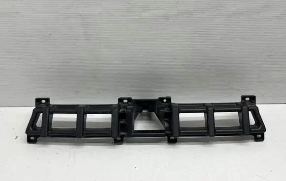 Toyota Highlander XU50 Front bumper mounting bracket 525210E020