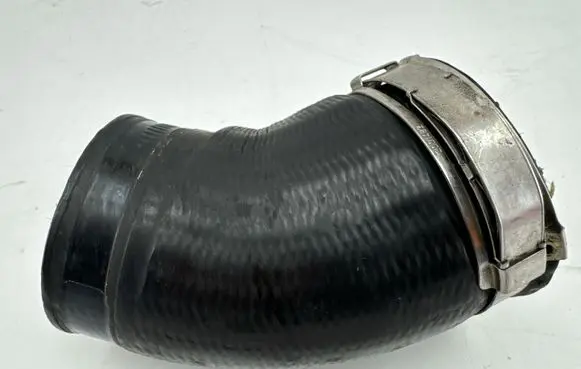 Volkswagen Golf VI Intercooler hose/pipe 1K0145838G