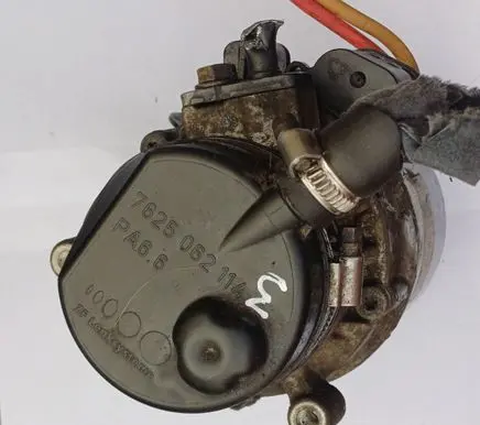 Mini One - Cooper R50 - 53 Power steering pump 7625477132 7625974136 6769961