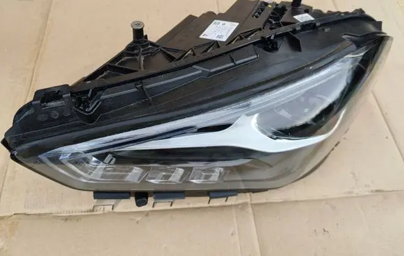 Mercedes-Benz CLA C118 X118 Headlight/headlamp A1189060701