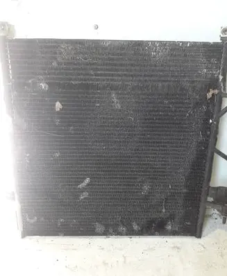 Jeep Cherokee A/C cooling radiator (condenser)