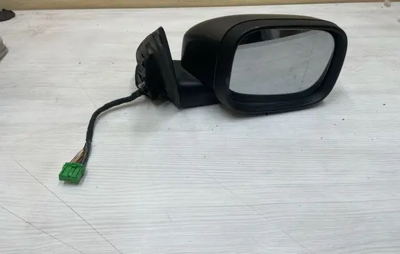 Volvo XC90 Front door electric wing mirror 3303006