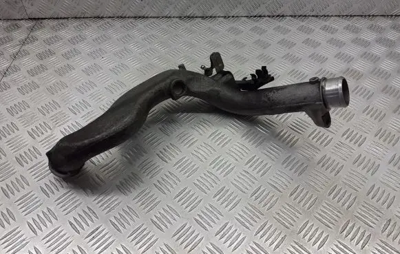 Mazda 3 I Intercooler hose/pipe