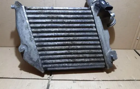 Audi A8 S8 D3 4E Intercooler radiator