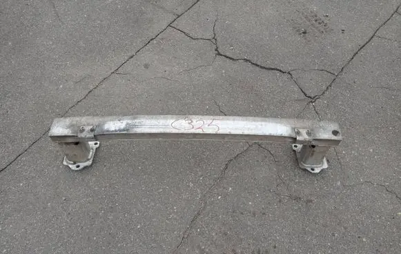 Citroen C3 Picasso Front bumper cross member 9681567880