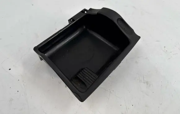 Car ashtray