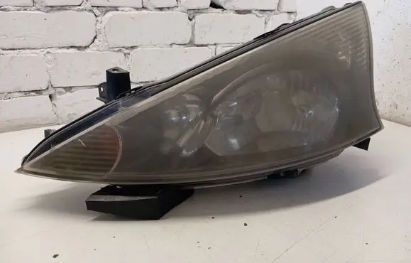 Mitsubishi Grandis Headlight/headlamp 10087647 12V55W