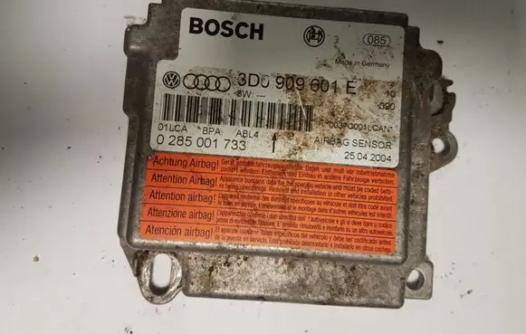 Volkswagen Touareg I Airbag control unit/module 3D0909601E