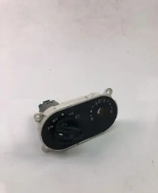 Ford Mondeo MK I Light switch 93BB13K196EC