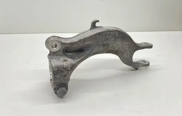 Audi Q7 4M Lower shock absorber bracket 4M0413037