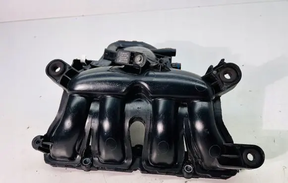 Peugeot 3008 II Intake manifold