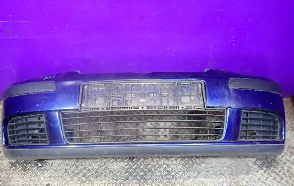 Volkswagen Golf IV Front bumper 