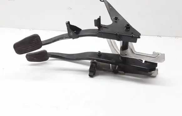 Volvo S80 Pedal assembly 