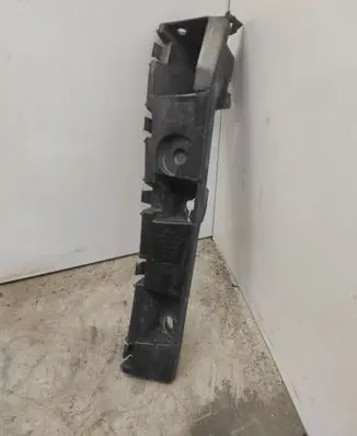 Ford Mustang VI Front bumper mounting bracket FR3B16C066A