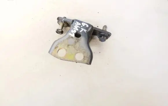 Mitsubishi Outlander Rear door lower hinge