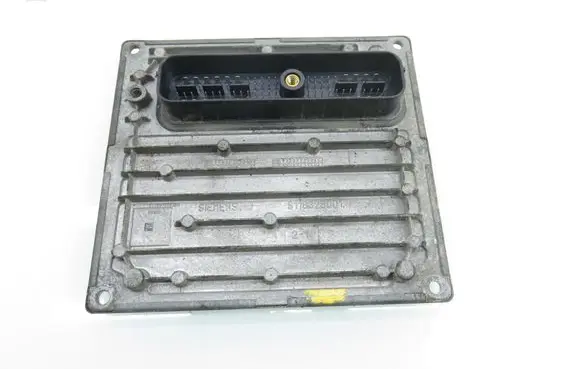 Mazda 2 Engine control unit/module 4S6112A650NC