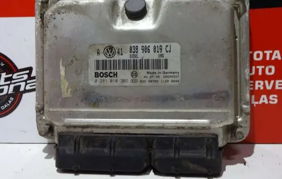 Volkswagen Golf IV Engine control unit/module 038906019CJ