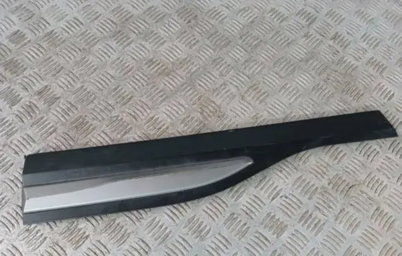 Hyundai Kona I Rear door trim (molding) 87732J9500