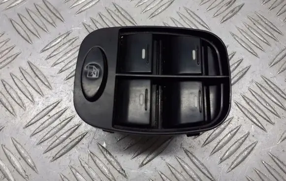 Tata Indica Vista II Front door window switch trim 
