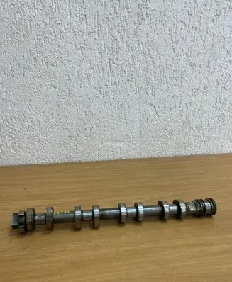 BMW 6 F12 F13 Camshaft 762952901 D5875