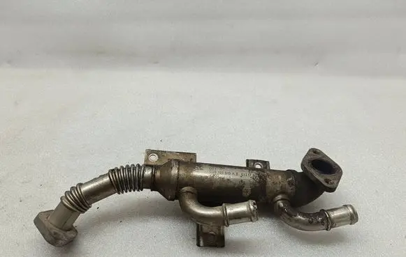 Skoda Fabia Mk1 (6Y) EGR valve cooler 038131513K