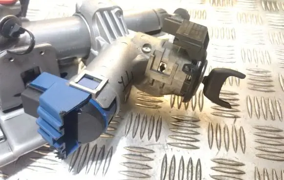 Ford Fiesta Ignition lock
