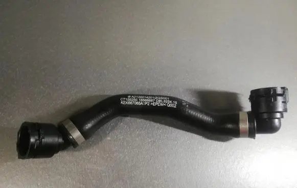 Mercedes-Benz E W213 Engine coolant pipe/hose A2135014201