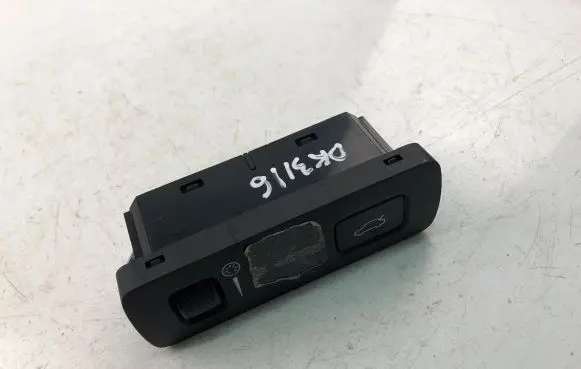 Volvo S90, V90 Other switches/knobs/shifts P31376510