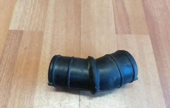 Fuel tank filler neck pipe