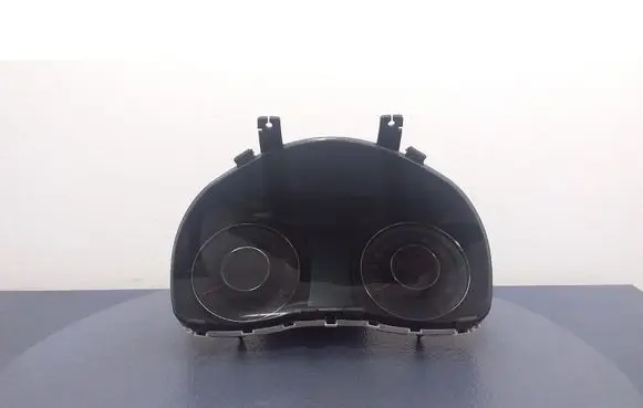 Hyundai i40 Speedometer (instrument cluster) 940333Z340