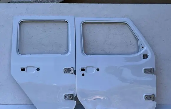 Jeep Wrangler Rear door