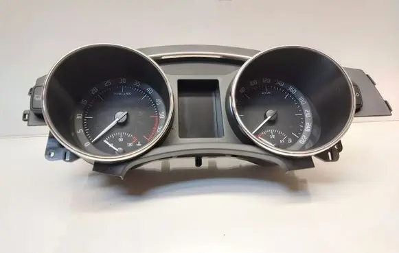 Skoda Superb B6 (3T) Speedometer (instrument cluster) 3T1920841K