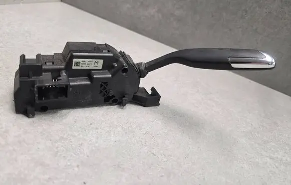 Citroen C4 Grand Picasso Gear shifter/selector 96811352XT