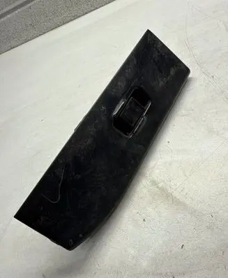 Nissan Terrano Electric window control switch 8096083G60