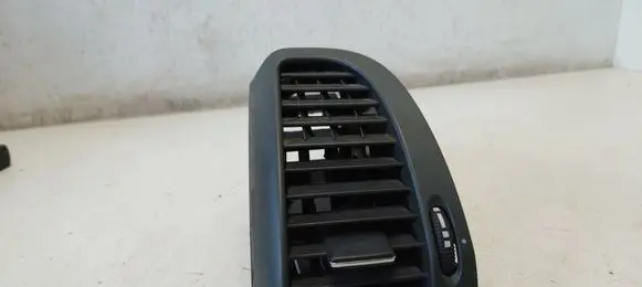 Mercedes-Benz Vito Viano W639 Dashboard side air vent grill/cover trim A6398300154 6398300154